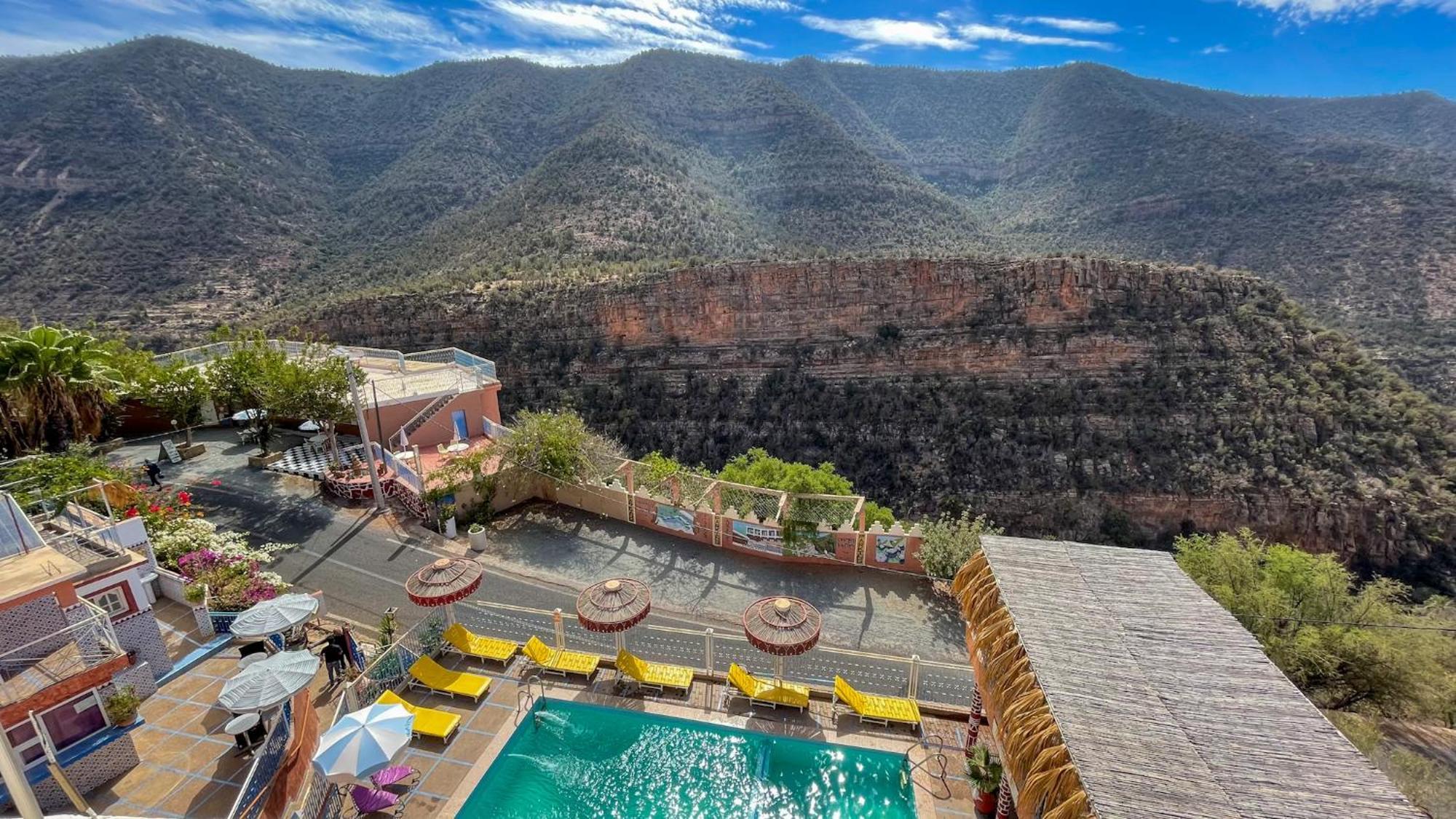 Auberge Les Montagnes Du Paradis Tagherat Anekrim Exterior foto