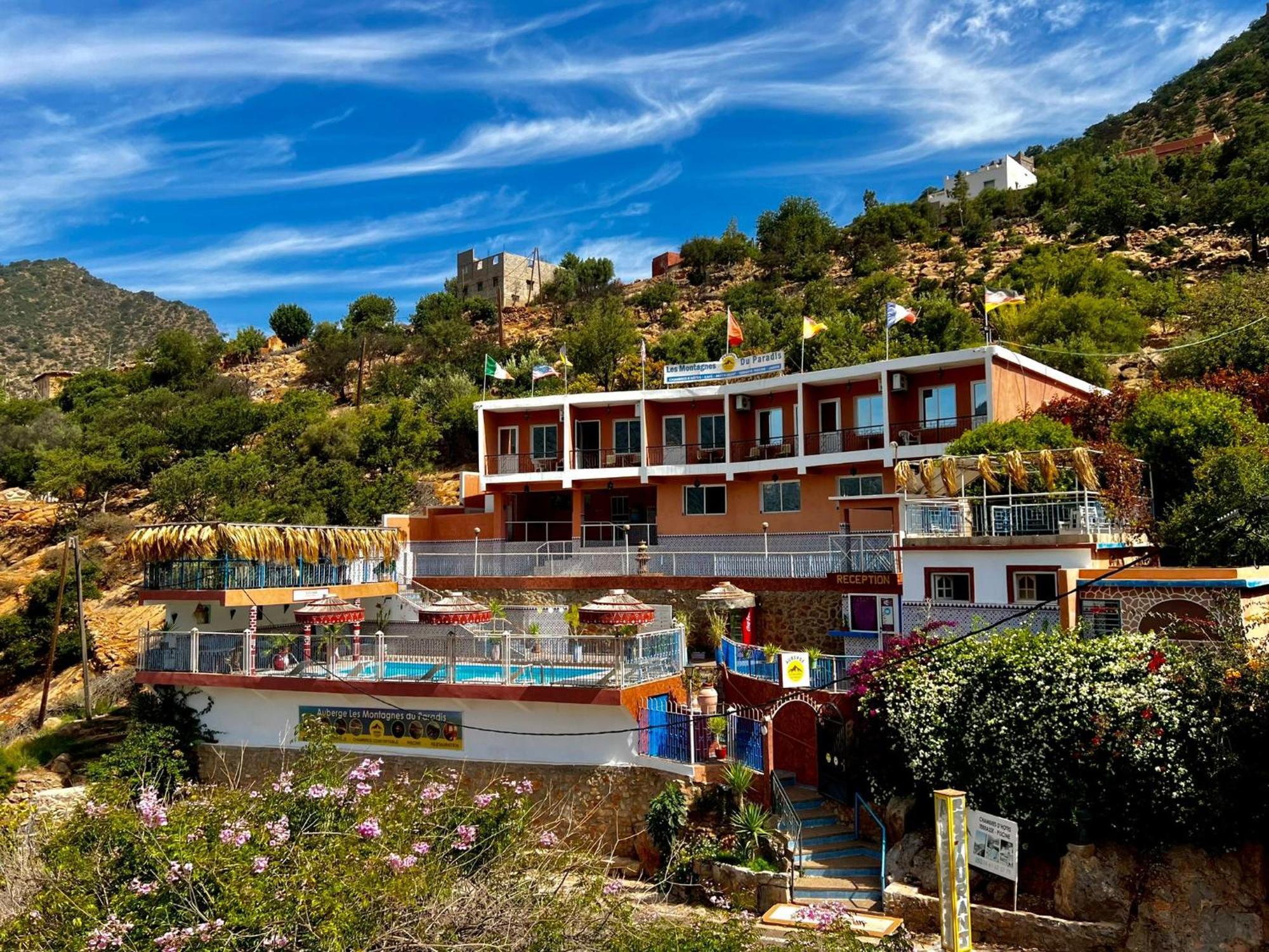 Auberge Les Montagnes Du Paradis Tagherat Anekrim Exterior foto