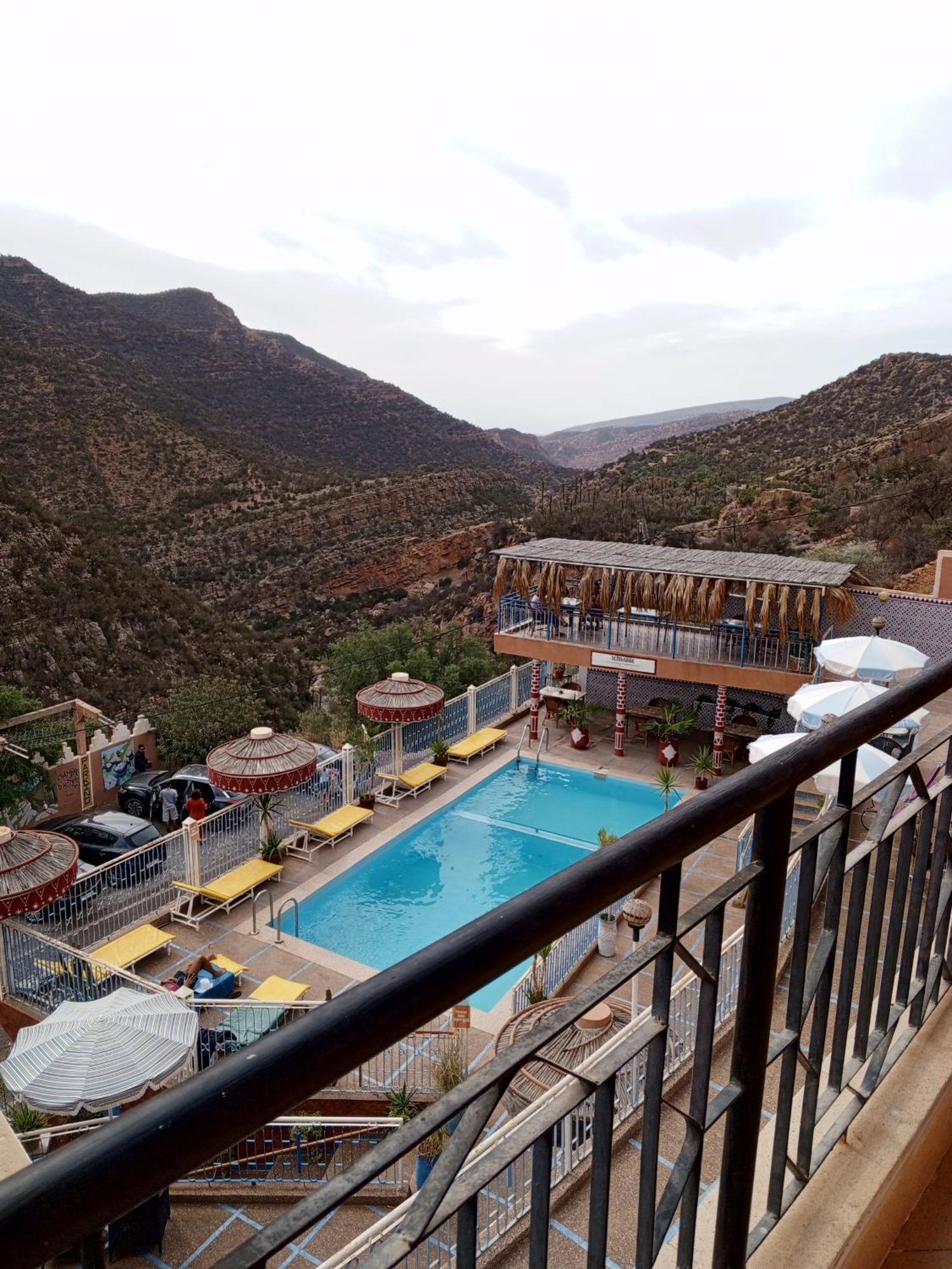 Auberge Les Montagnes Du Paradis Tagherat Anekrim Exterior foto