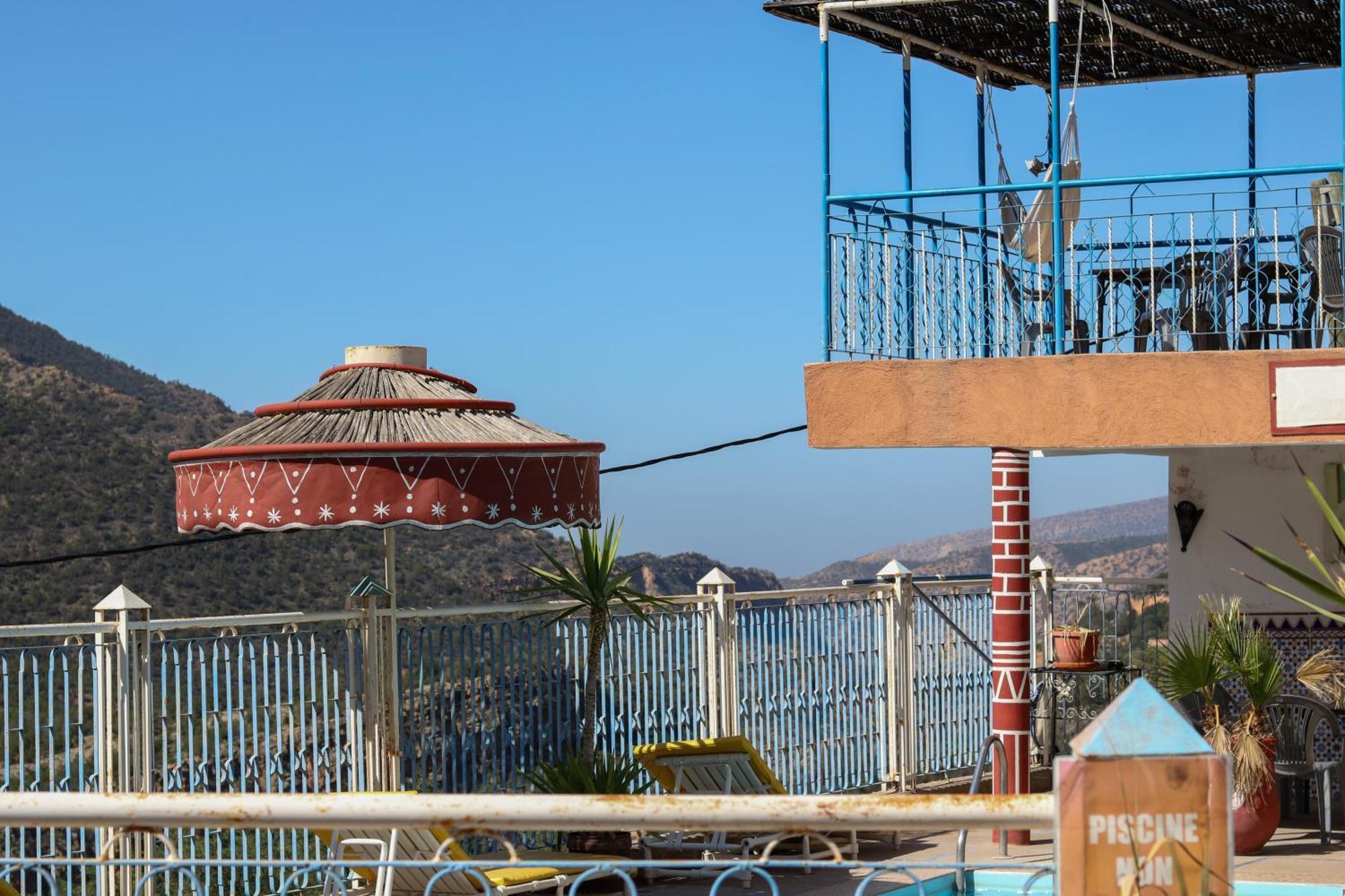 Auberge Les Montagnes Du Paradis Tagherat Anekrim Exterior foto